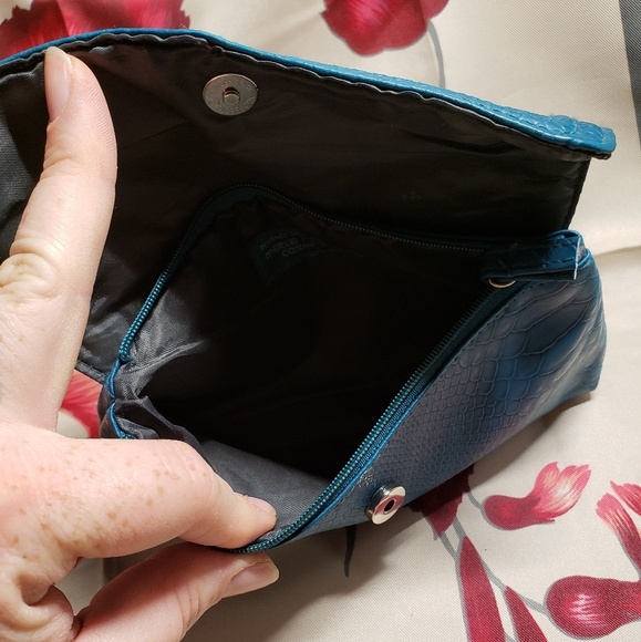 Merle Norman Cosmetic Case - Picture 3 of 7